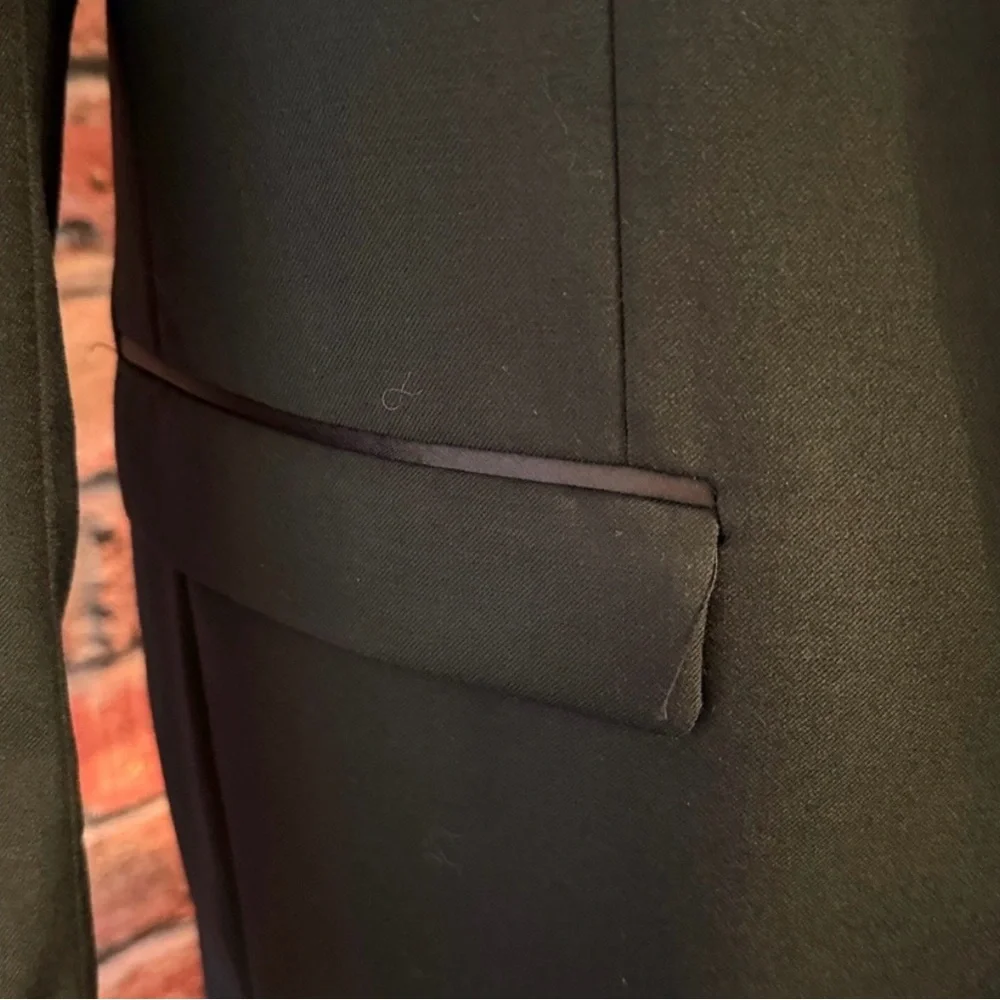 EUC Lauren Ralph Lauren Classic Single-Breasted Black Men's Tuxedo - Picture 6 of 9
